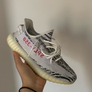 Yeezy 350 Zebra Size 10.5